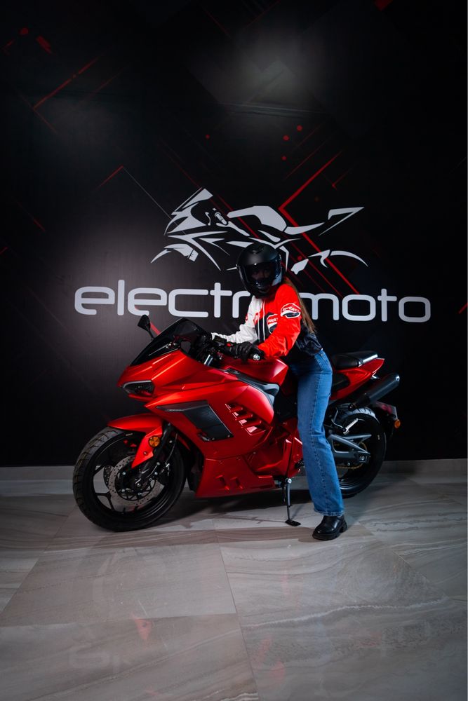 Електромотоцикл Electromoto Panigale. Ланцюг 3кВт