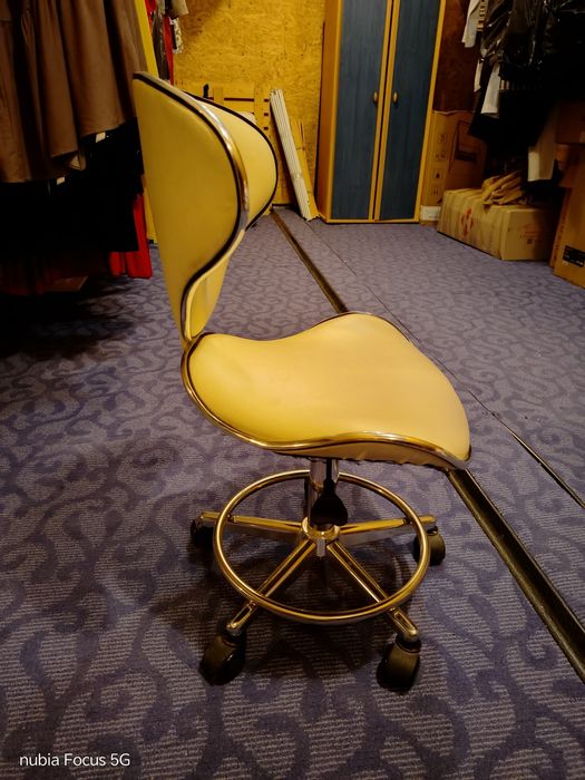 Кресло парикмахера