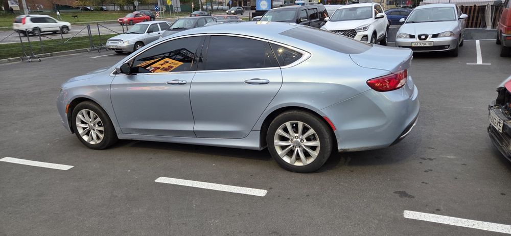 Chrysler 200 2015