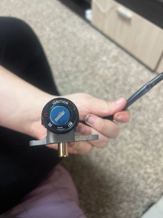 Продам замок на Хонду на 4провода