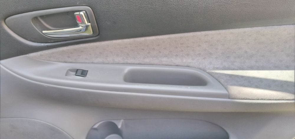 Mazda 6   1.8 бензин