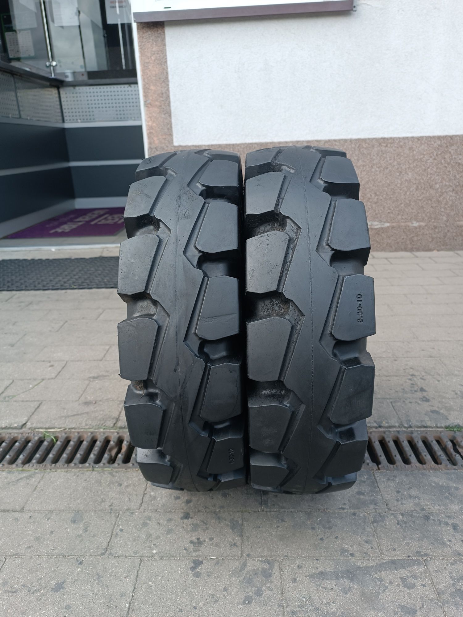 6.50-10 Solideal RES 330 quic 6.50R10