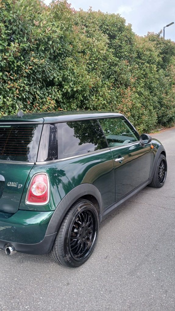 Mini D 121mil km