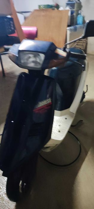 Scooter Suzuki Adress