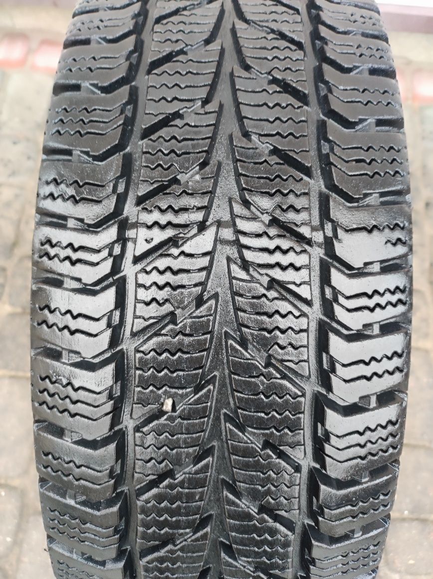 205.65.16c jedna opona Uniroyal Snow Max 2