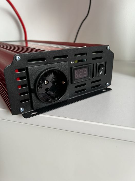 Перетворювач напруги інвертор TATALIKEN 5000 W 12V на 220V