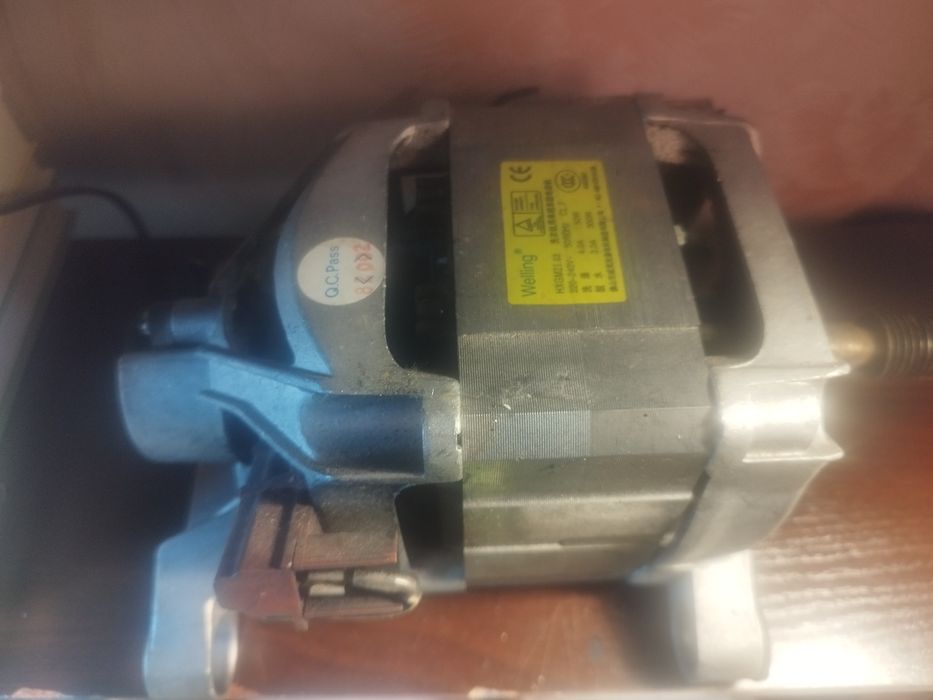 Продам мотор от стиральной машинки