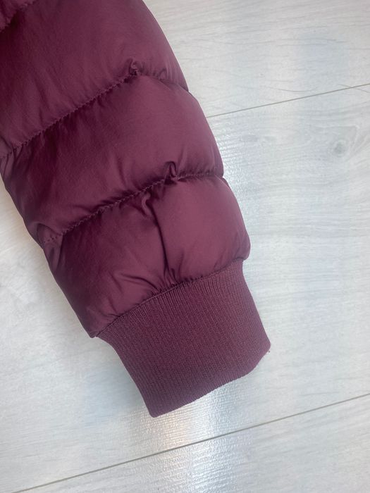 Легка куртка бомбер, пух