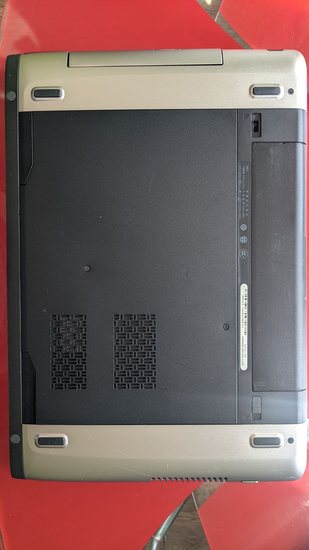 Dell Vostro 3560