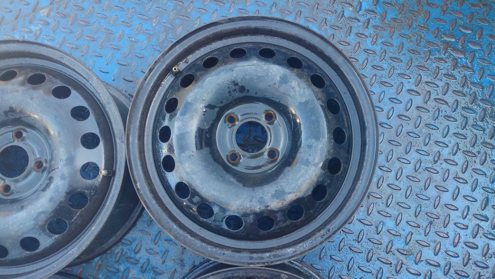 Felgi Stalowe Stalówki 4x100 16' 16 cali