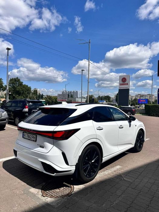 Lexus RX 2023 V покоління • 500h AT (371 к.с.) AWD • F Sport