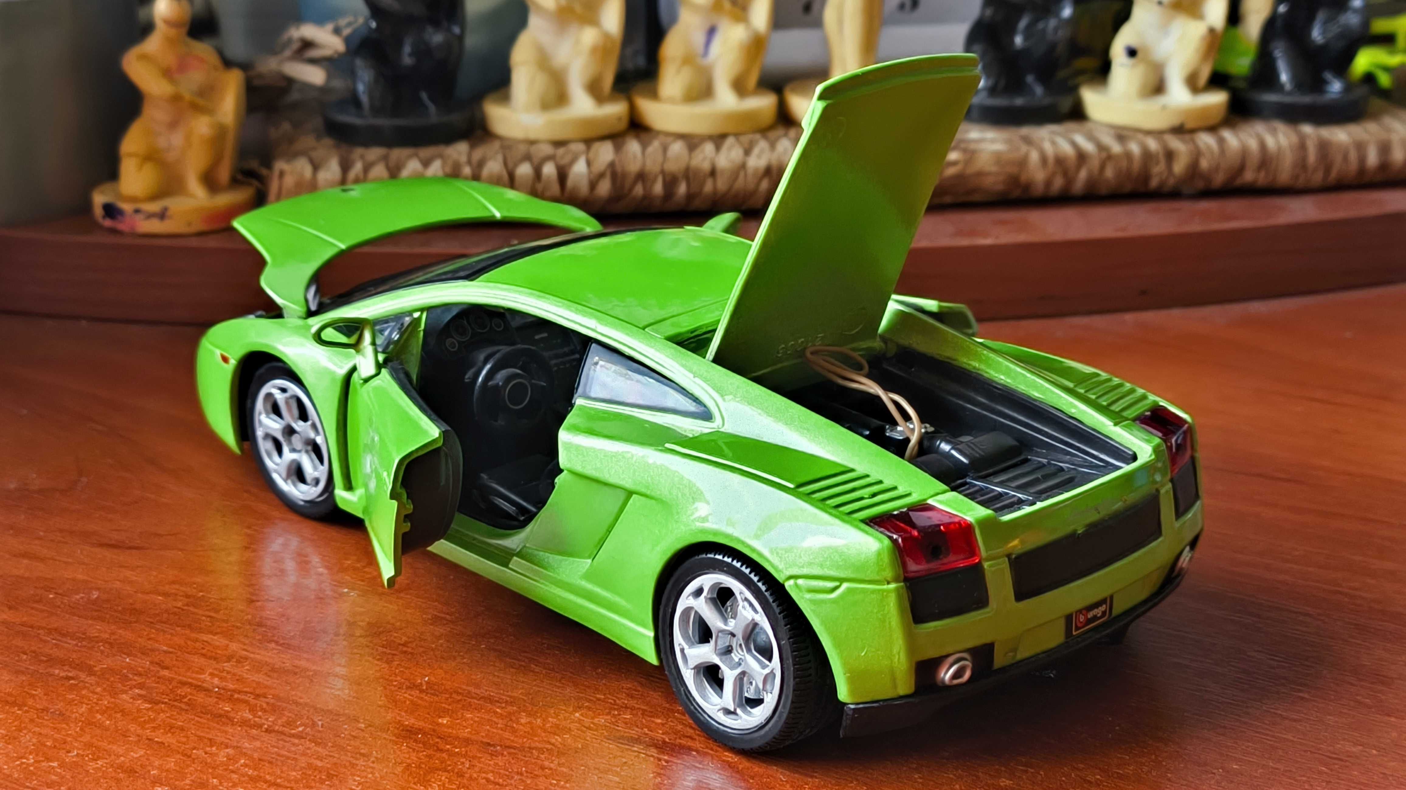 Машинка Lamborghini Gallardo 1/24 Bburago