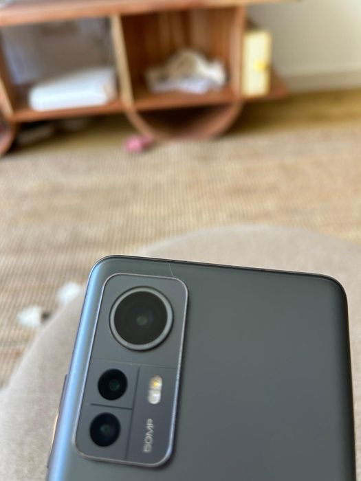 Xiaomi 12 - 8+4RAM  256GB