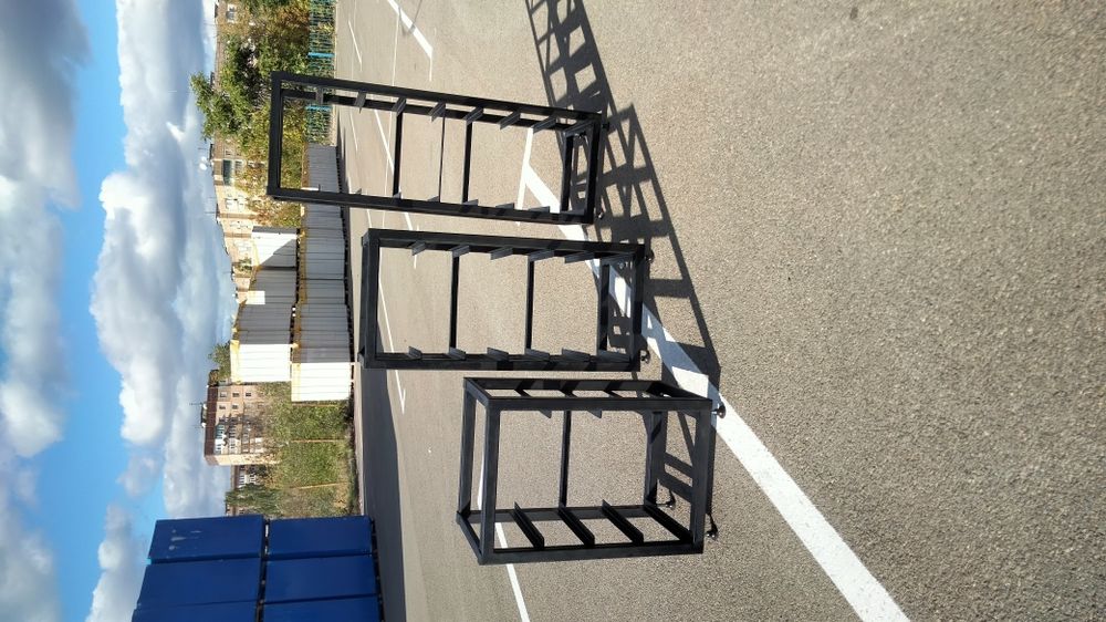 Стійка під Pylontech US5000(4,6,8шт)