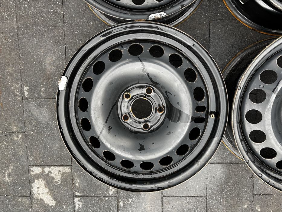 Felgi stalowe opel 5x105 R16 6.5j et39 otw 56.5 nr D8