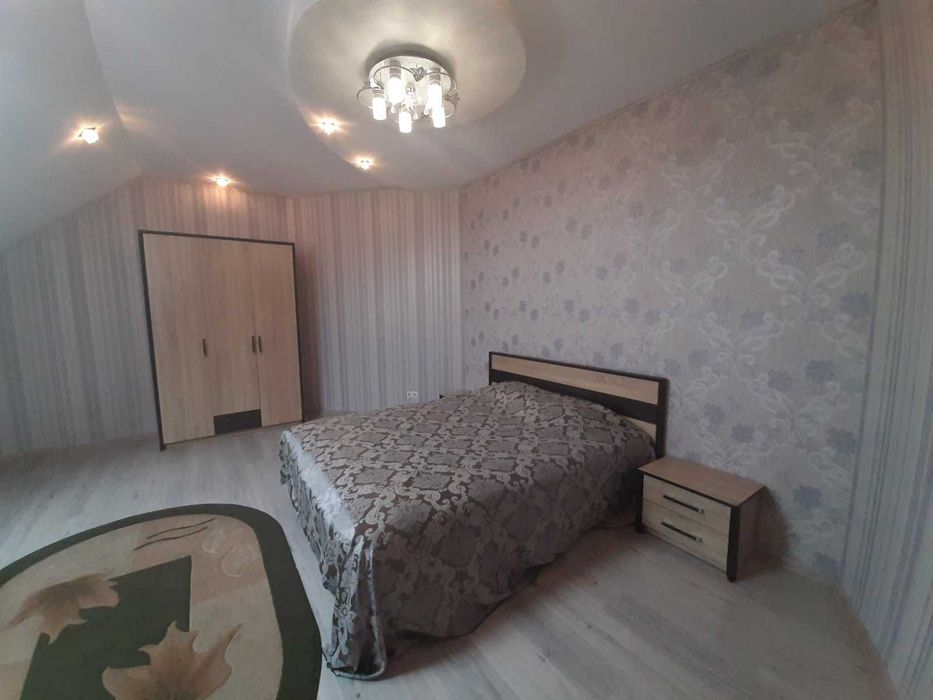 Дом посуточно 280 кв. Сауна, бассейн, бильярд, генератор.