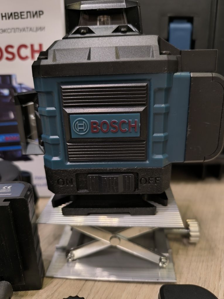 Лазерный уровень, BOSCH 4d, 16 линий+ штатив 100см