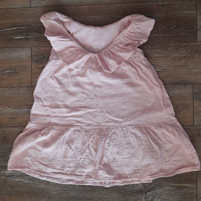 Rozkloszowana bluzka na ramiączka z falbankami roz. S,M