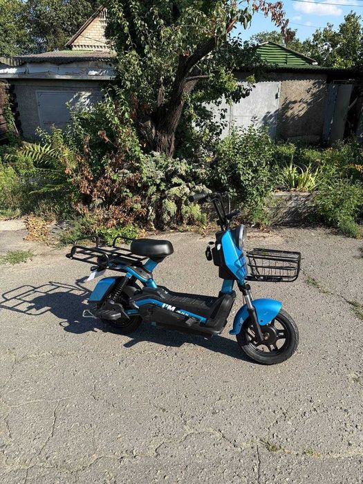 Аренда электроскутера (аккумулятор 60В 60Ач, проходимость до 150 км)