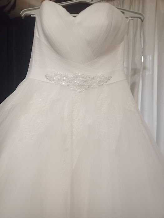 Продам красивое свадебное платье