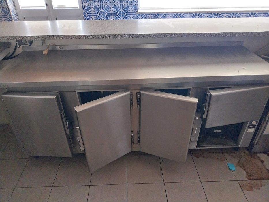 Material de restauração usado - Inox