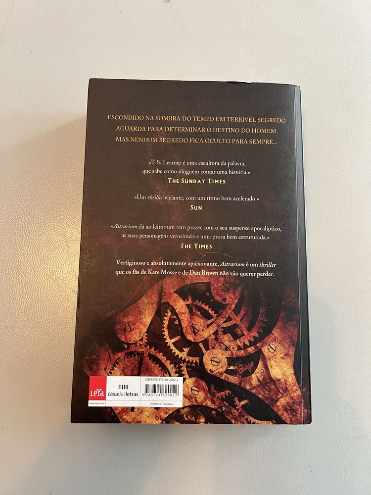Livro Astraeium - romance