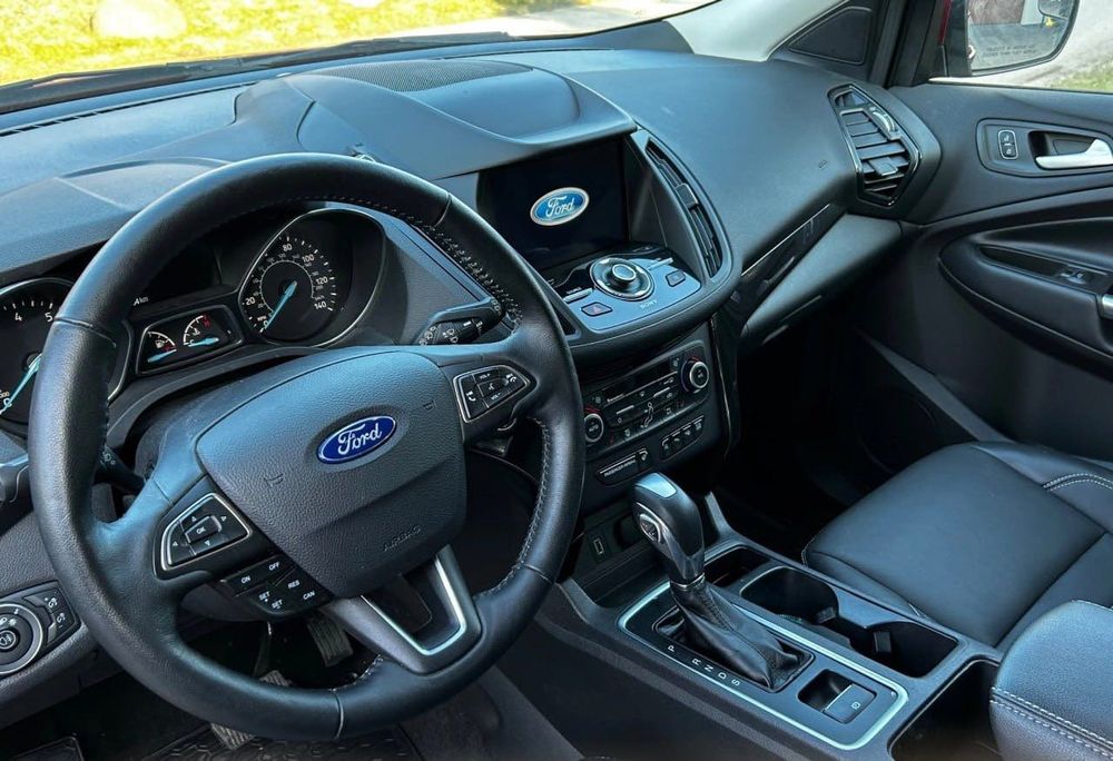 Ford Escape 2019, 2.0