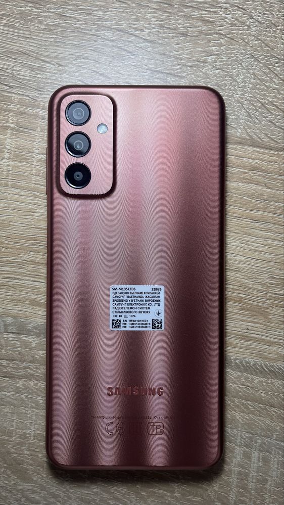 Телефон Samsung Galaxy M13 (M135) 4/128GB Pink Gold