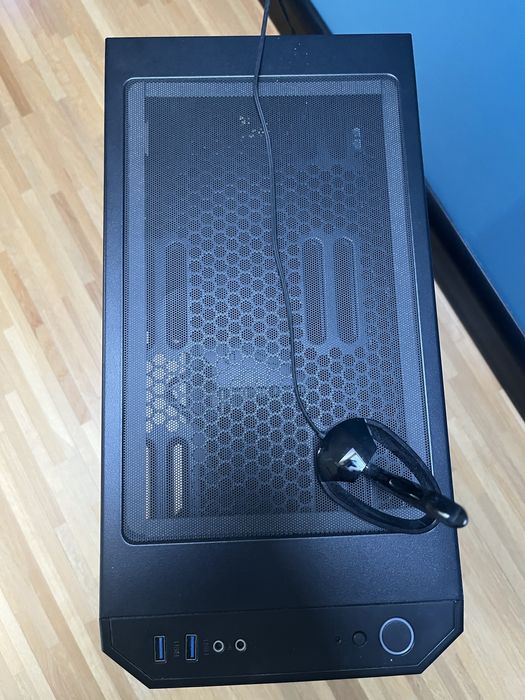 Komputer gamingowy i5-9600k/rtx 2060S/16GB/1TB