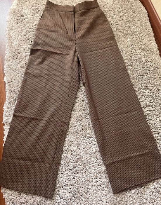 Класичні штани кльош