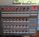 Controlador Midi Behringer Bcr2000