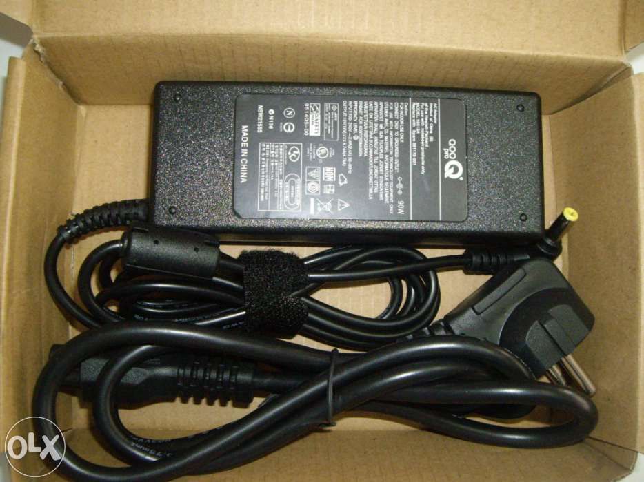 Vendo Carregadores para todos modelos ASUS