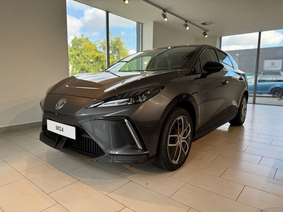 MG 4 Luxury Long Range 77kWh