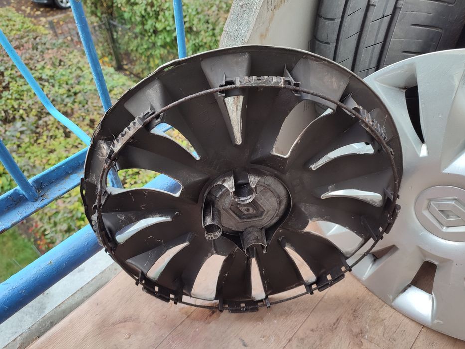 Ковпаки 15д до Renault