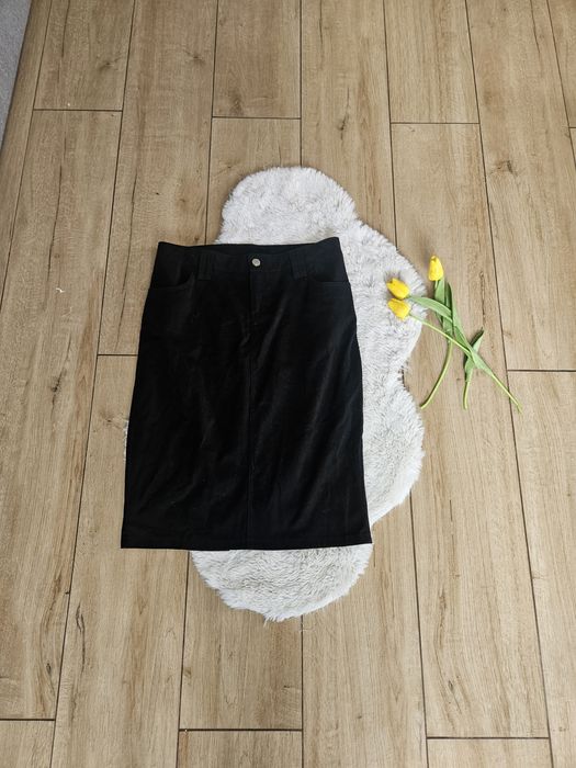 Spódnica dopasowana obcisła  czarna kieszenie s  rozciecie