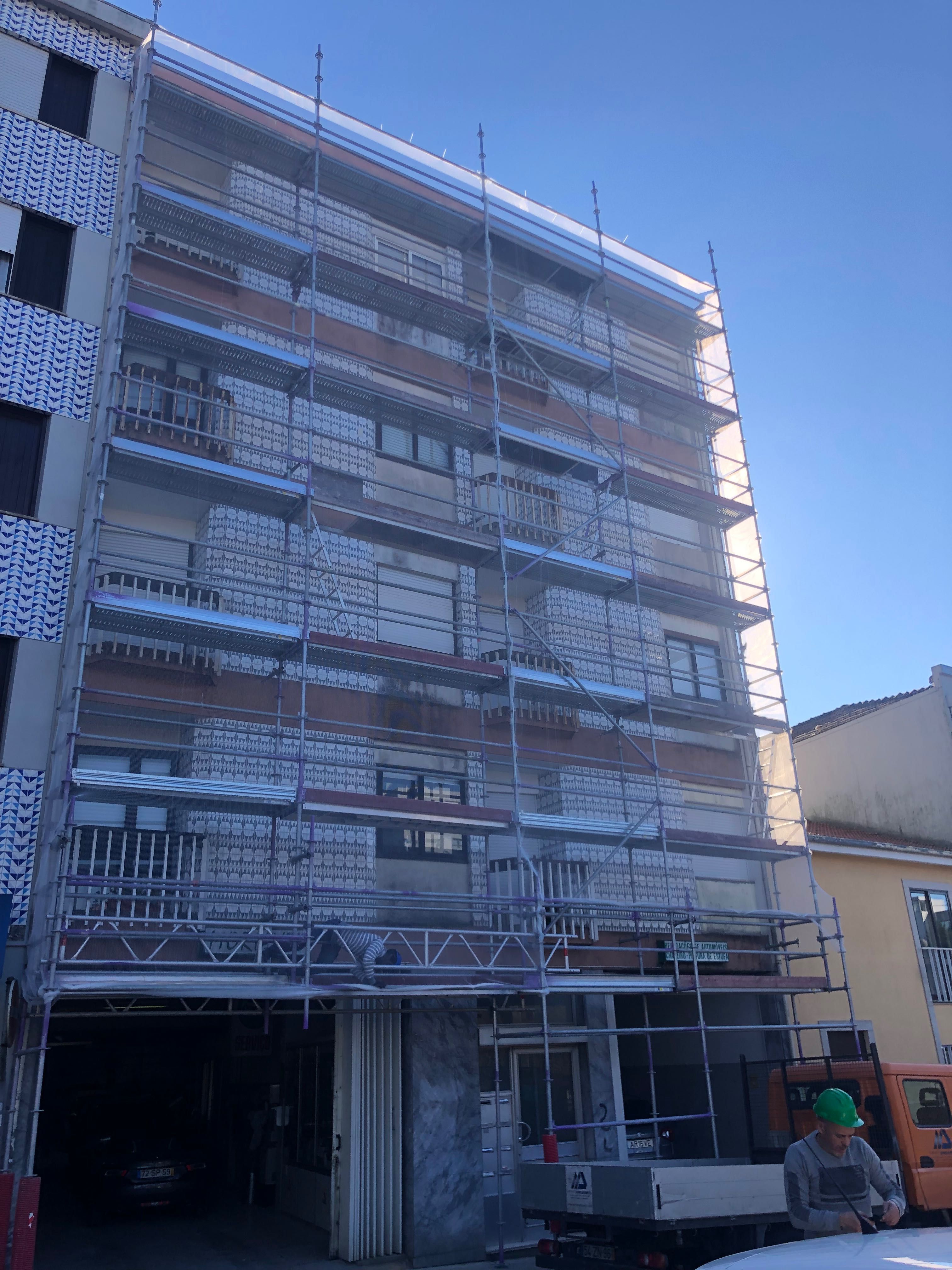 Precisa de renovar fachada?