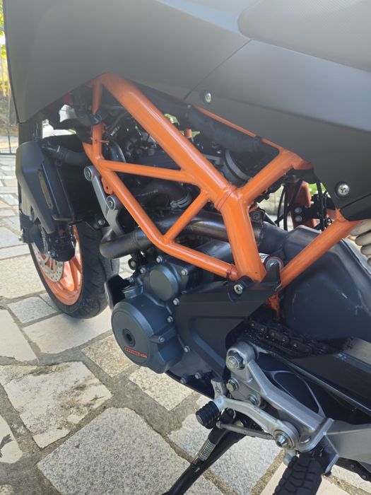 Ktm duke 390
Ano : 2016
Km:13200

Alterações: encontra - se com escape