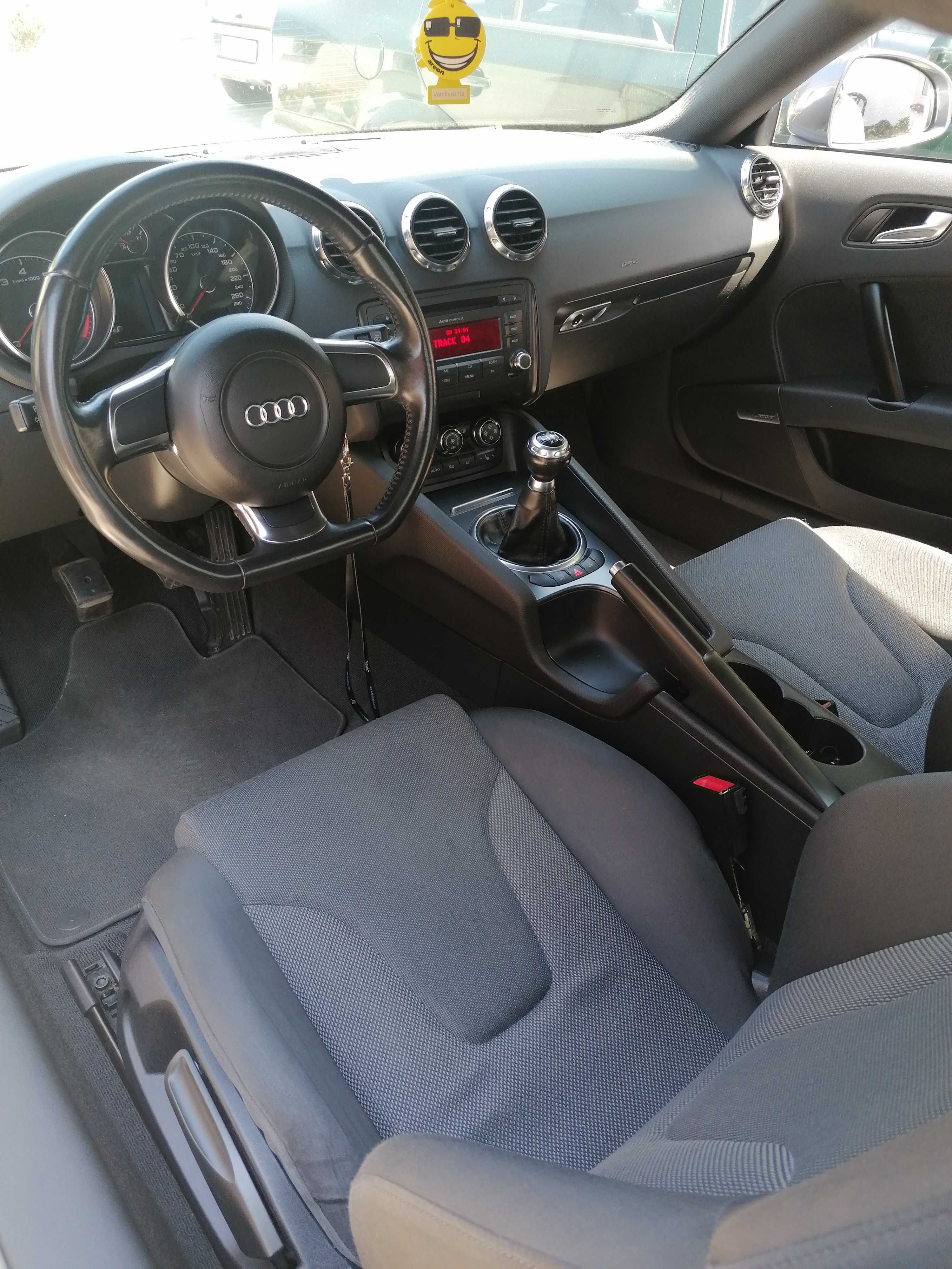 Audi TT 8j 2007 rok 2.0 bezyna