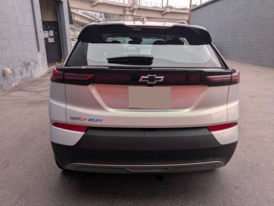 Chevrolet Bolt EUV LT      2022