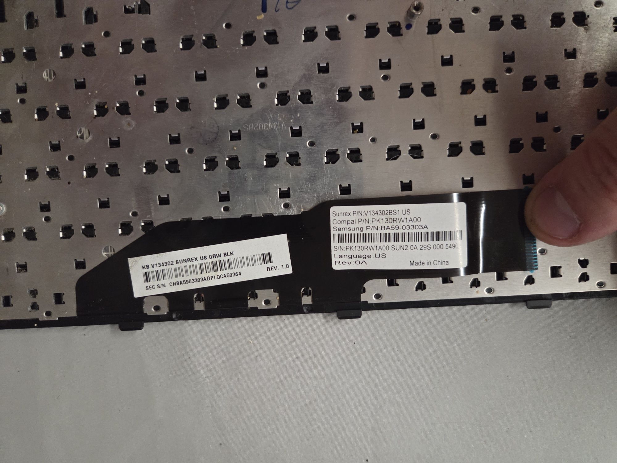Sprzedam orginalną klawiaturę do Laptopa SAMSUNG NP350E 7C