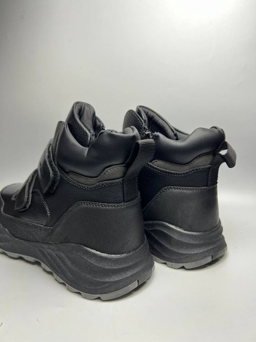 Ботинки зимові підліткові шкіряні р.37-40