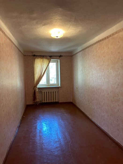 Продам  3 Комн.квартиру ул. Армейская /Сегедская