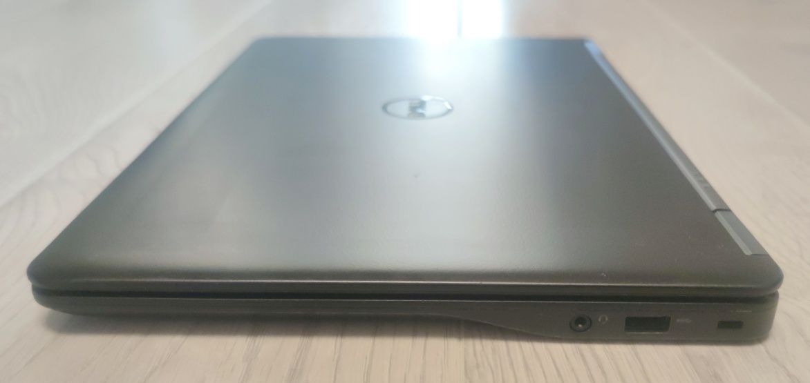 Ноутбук Dell Latityde E7450 14"