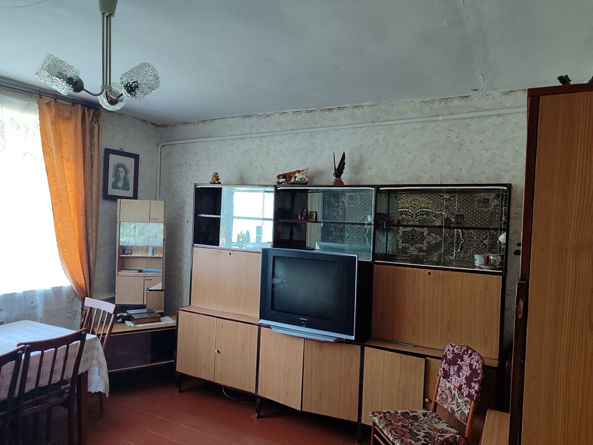 Продається дворівнева квартира в с.Гамарня