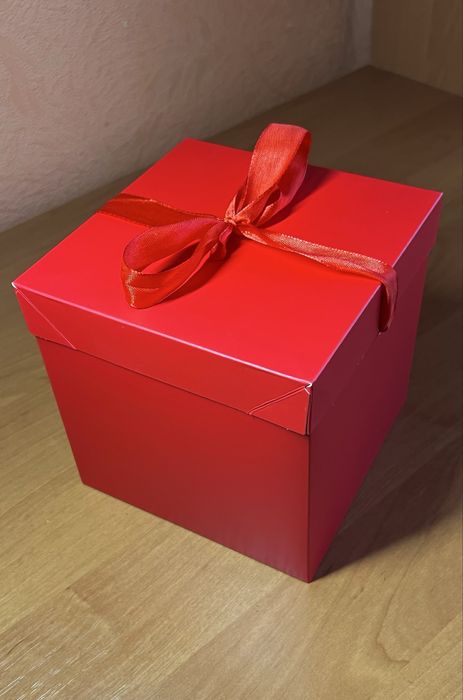 Сюрприз-бокс,готовий подарунок для дівчини