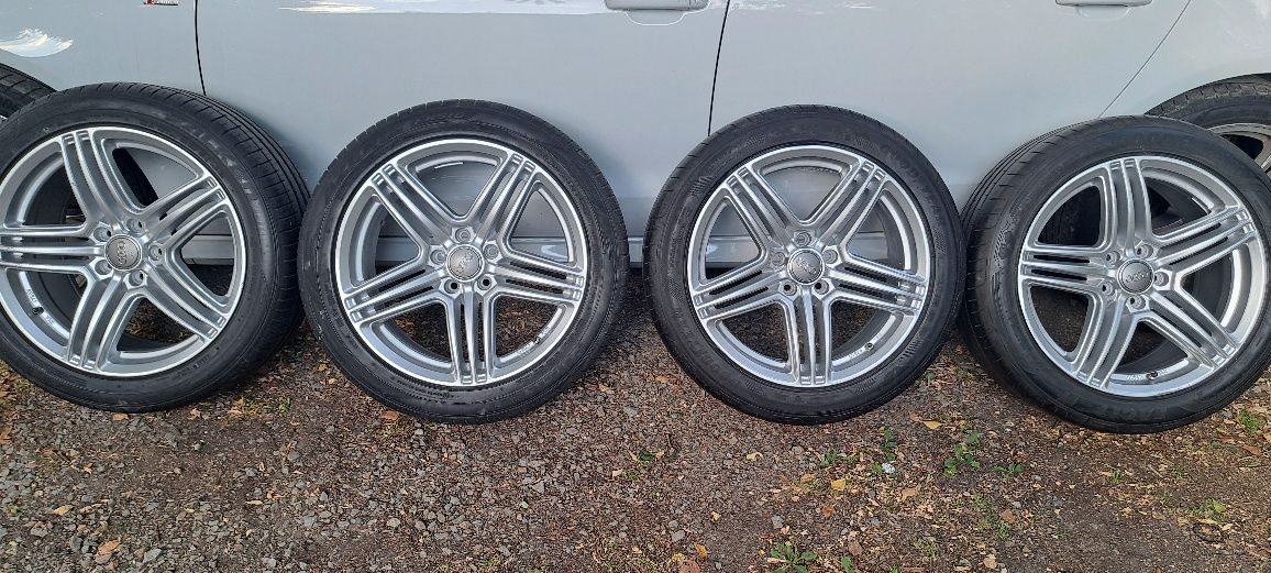 Kola letnie Audi 245 /45 /18