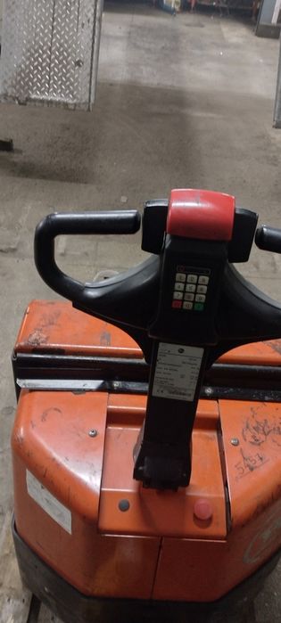Paleciak elektryczny Bt