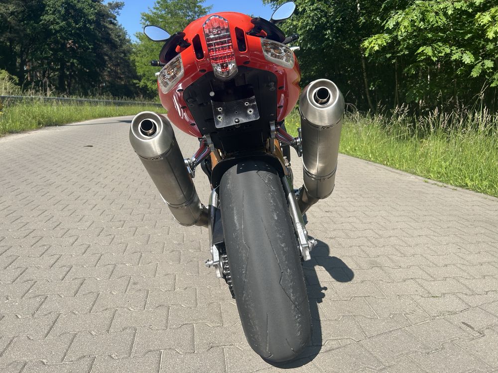 Aprilla RSV1000R Tuono Factory