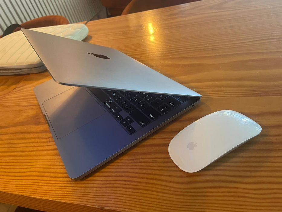 Apple Macbook pro m1