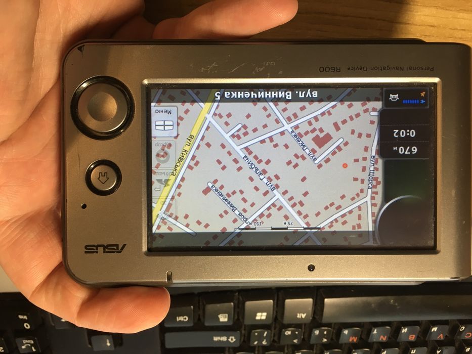 Asus R600 навігатор